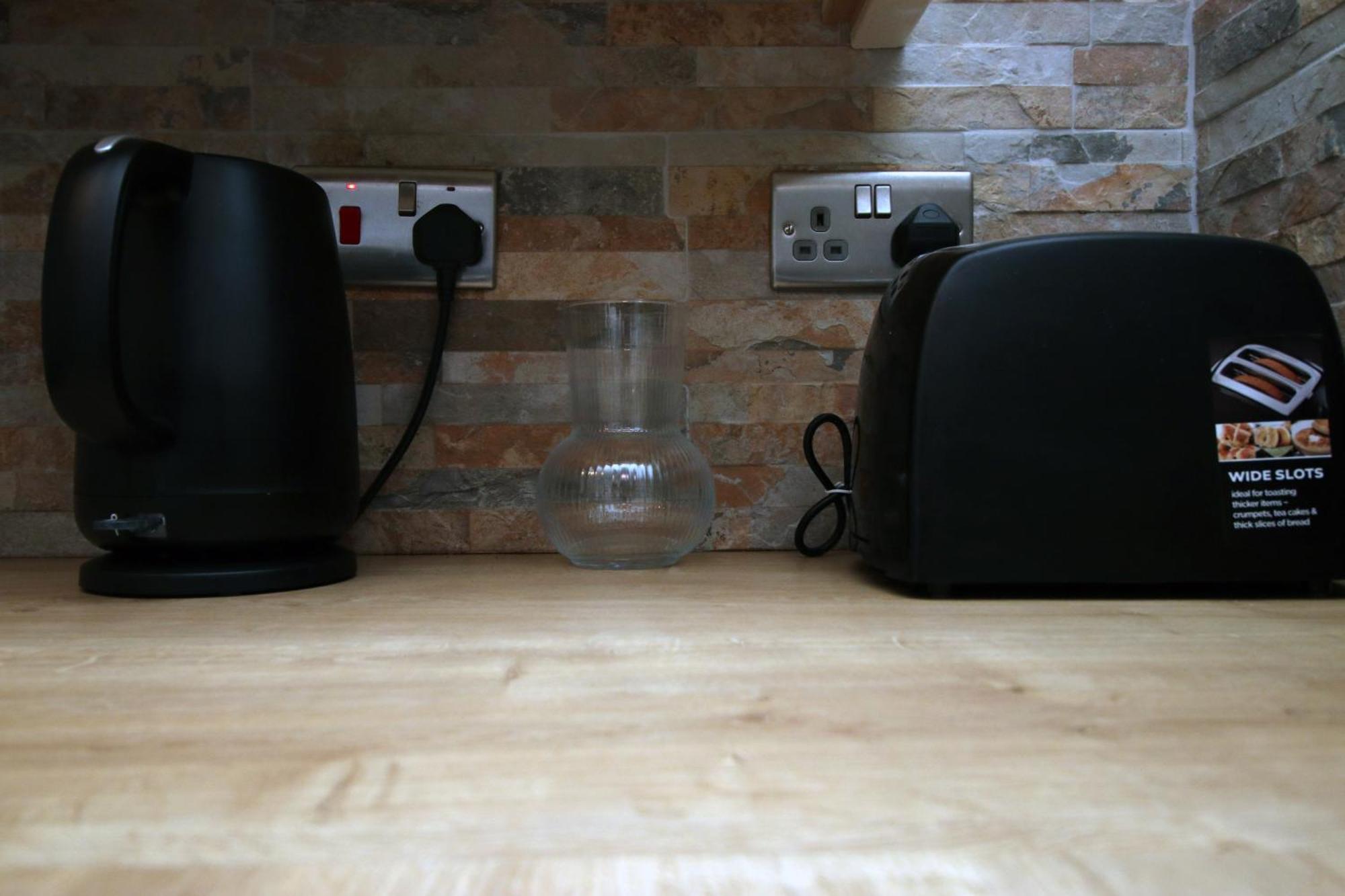 Cosy 3Br Home, Scenic Views, Ideal For Walks & Work Abertillery Екстериор снимка